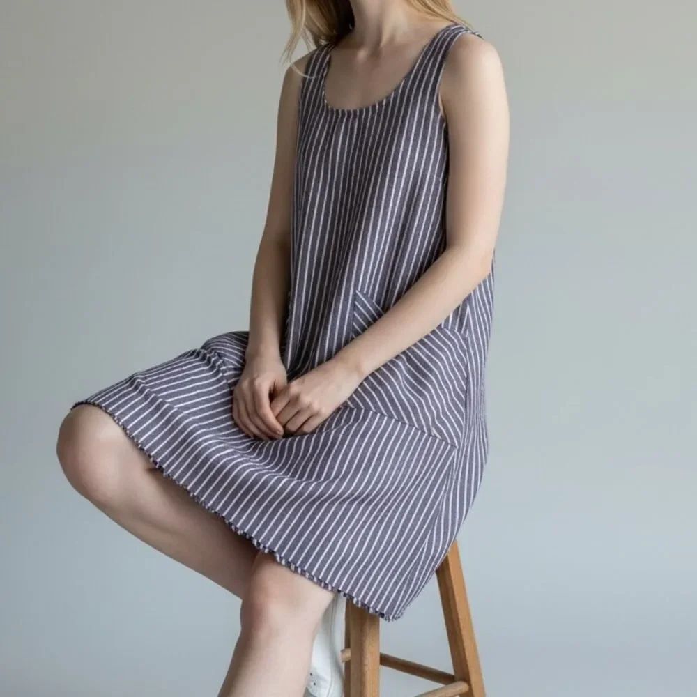Supply & Demand Blue Striped Summer Dress with Front Pockets in Size Small